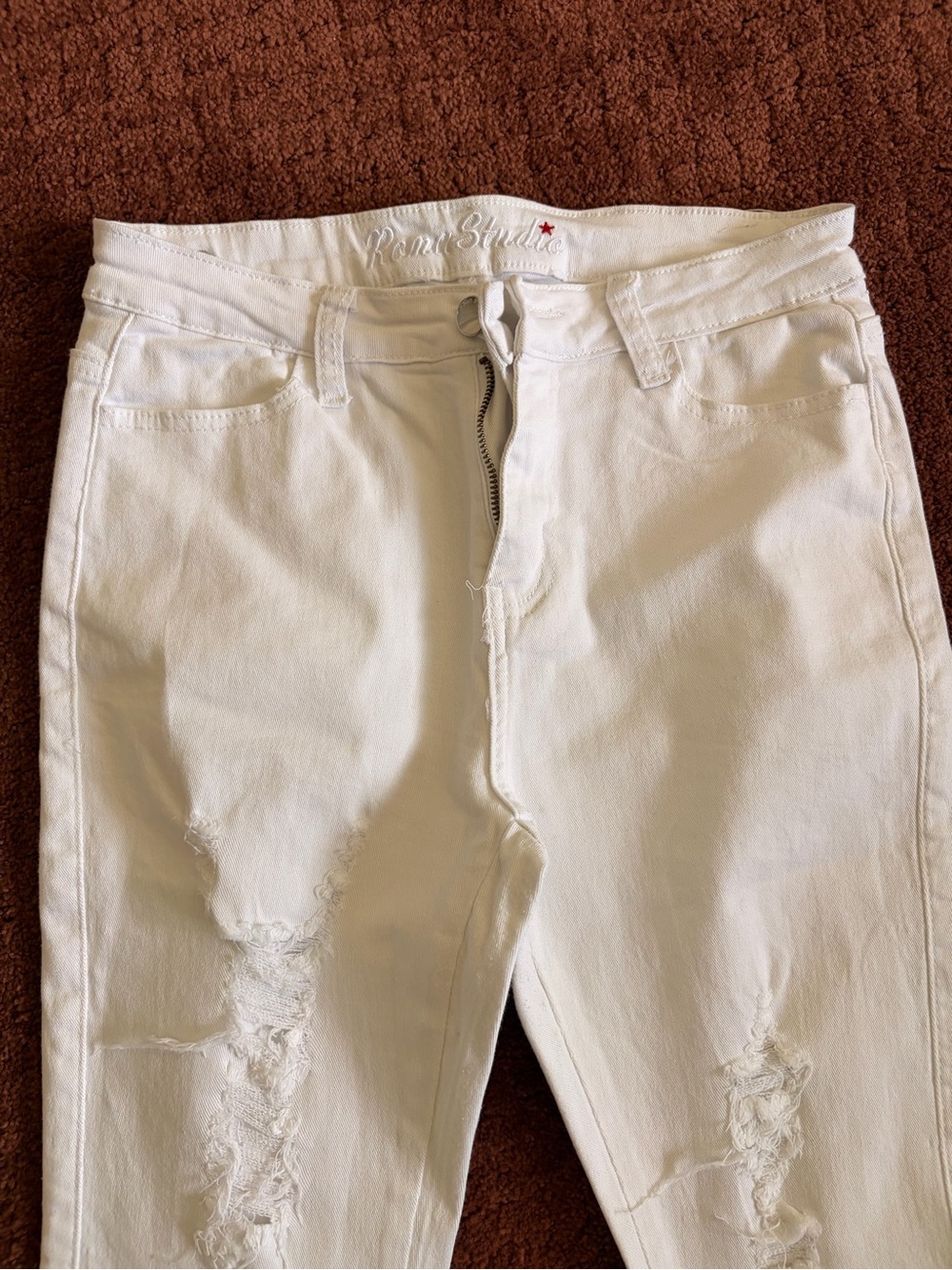 Roma Studio White Slim Distressed Women's Jeans
